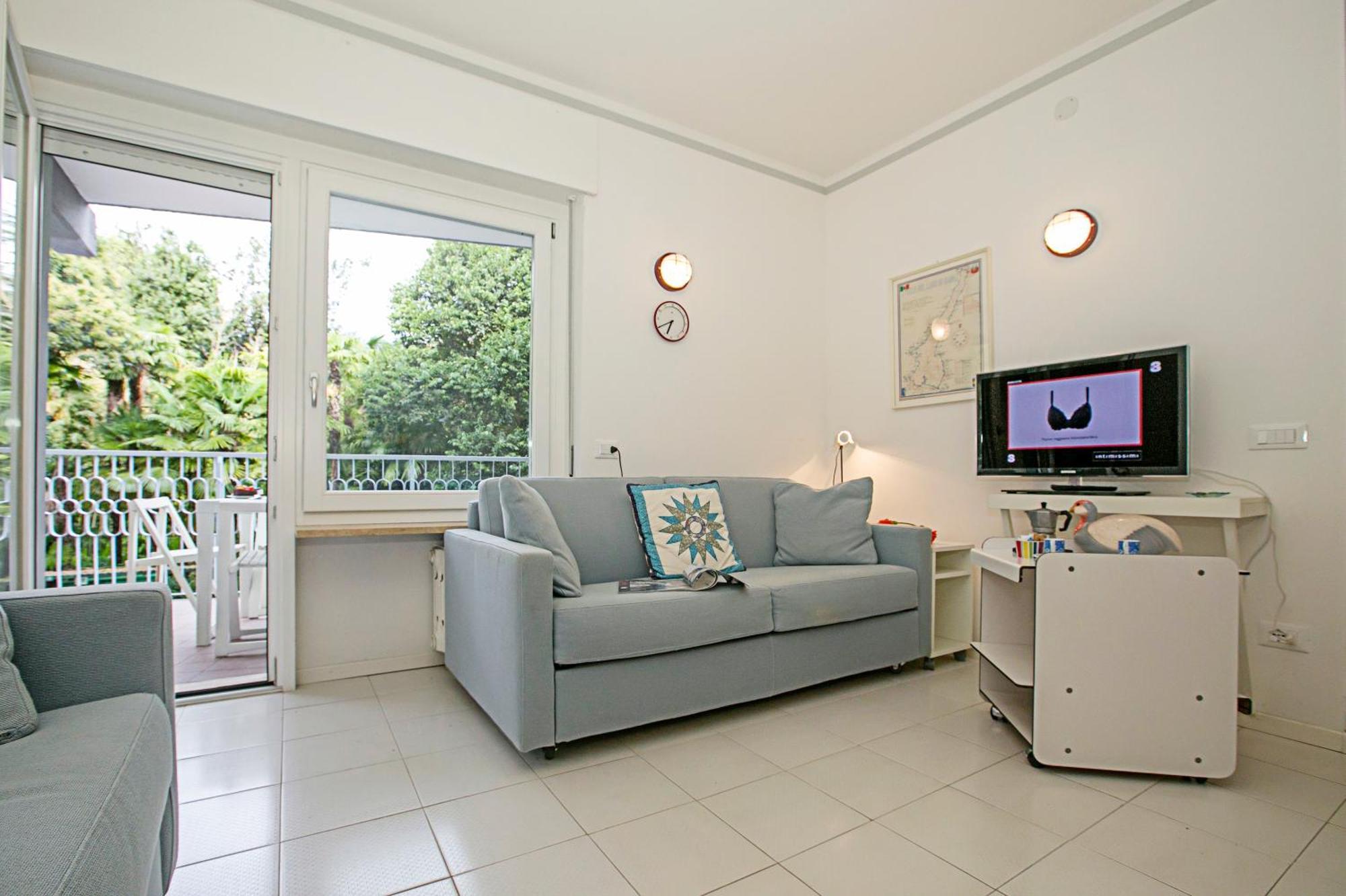 Residenza Lago D'Argento - Happy Rentals Рива дел Гарда Екстериор снимка