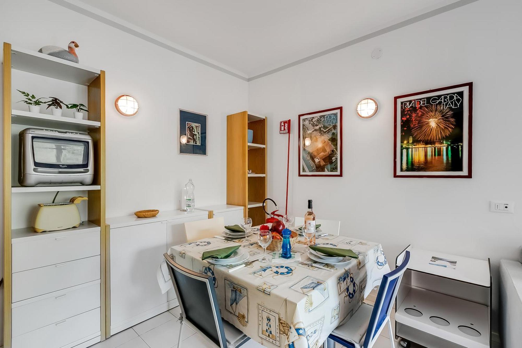Residenza Lago D'Argento - Happy Rentals Рива дел Гарда Екстериор снимка